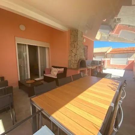 Piscine Chauffee Proche Et Commerces 10schw1 Villa Le Barcarès