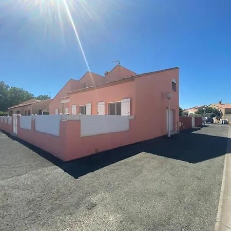 Villa Piscine Chauffee Proche Et Commerces 10schw1 Le Barcarès