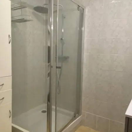 Piscine Chauffee Proche Et Commerces 10schw1